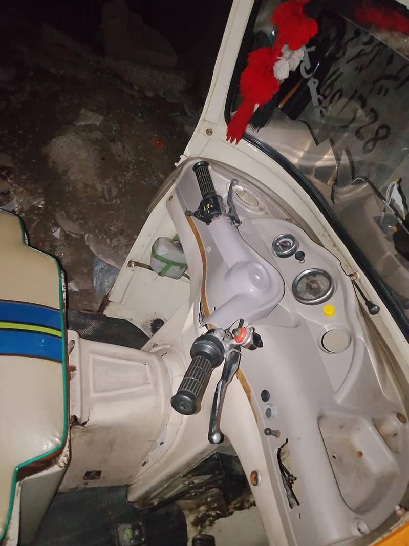 Auto Riskshaw 3