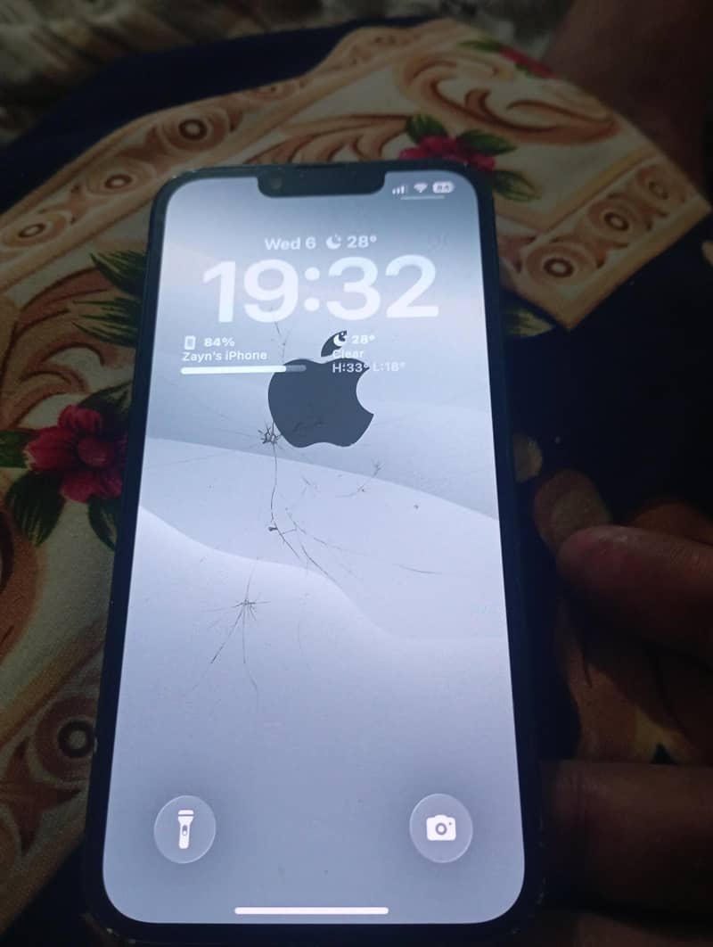 iPhone 13 2