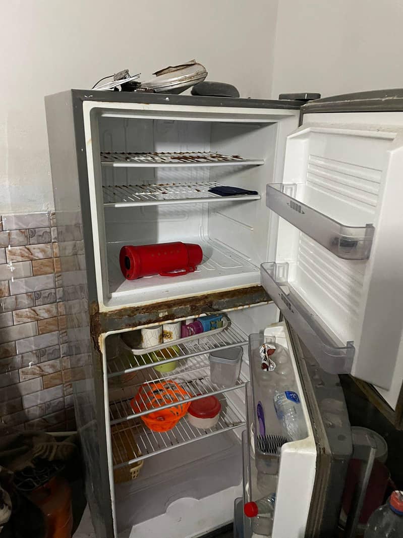 refrigerator 3