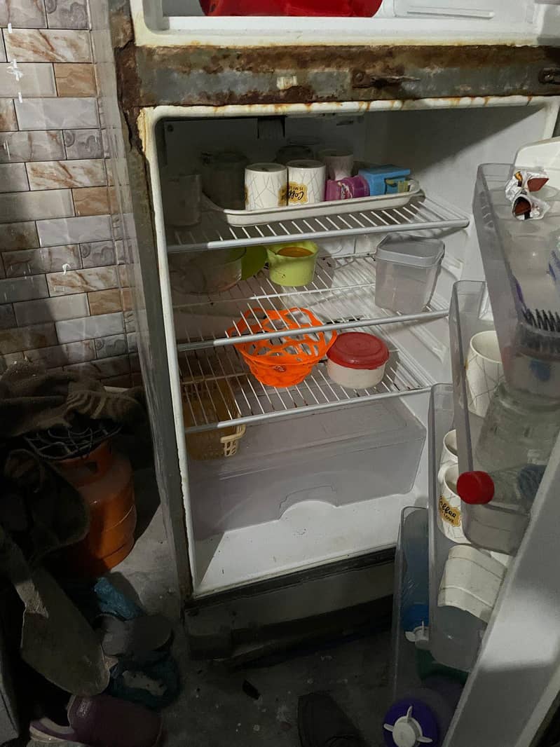 refrigerator 6