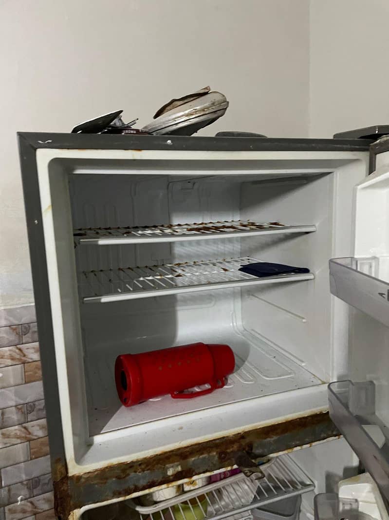 refrigerator 7