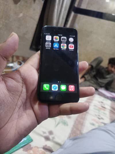 iphone 8.8/10