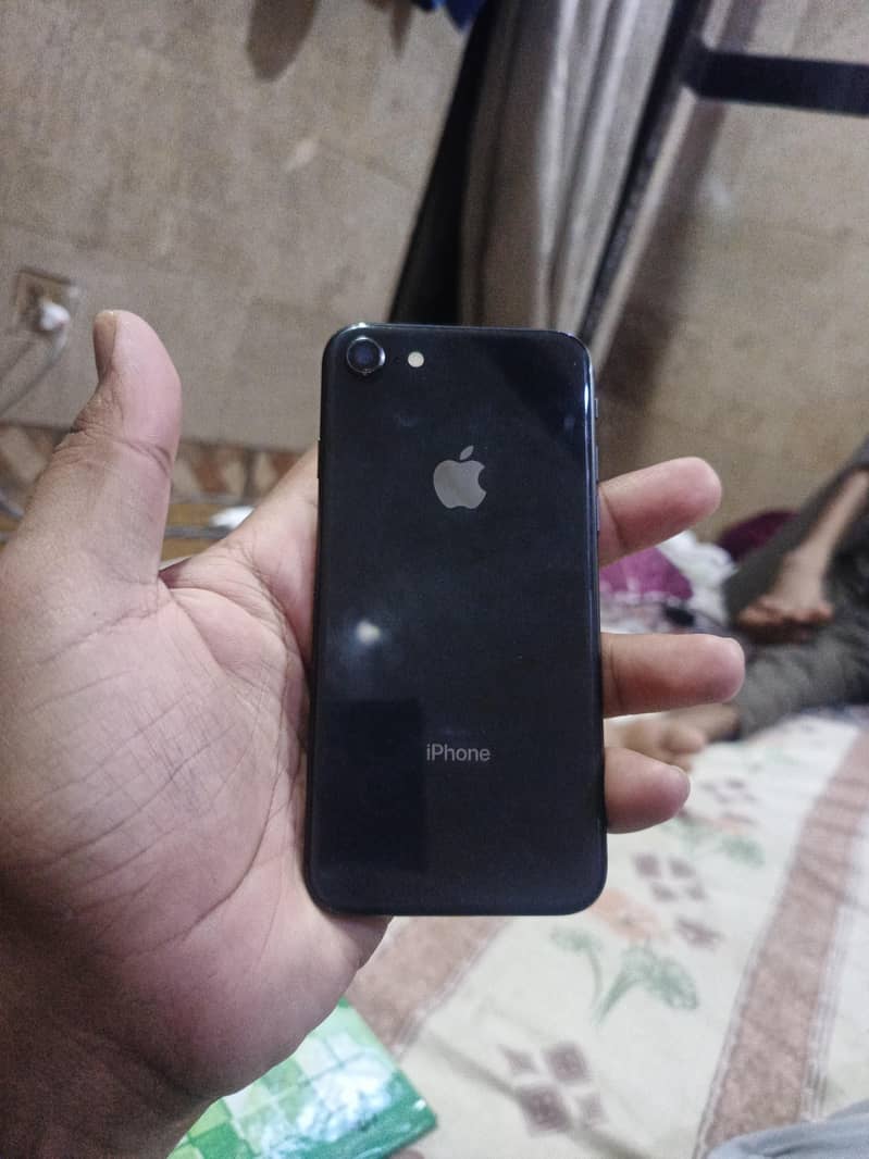 iphone 8.8/10 1