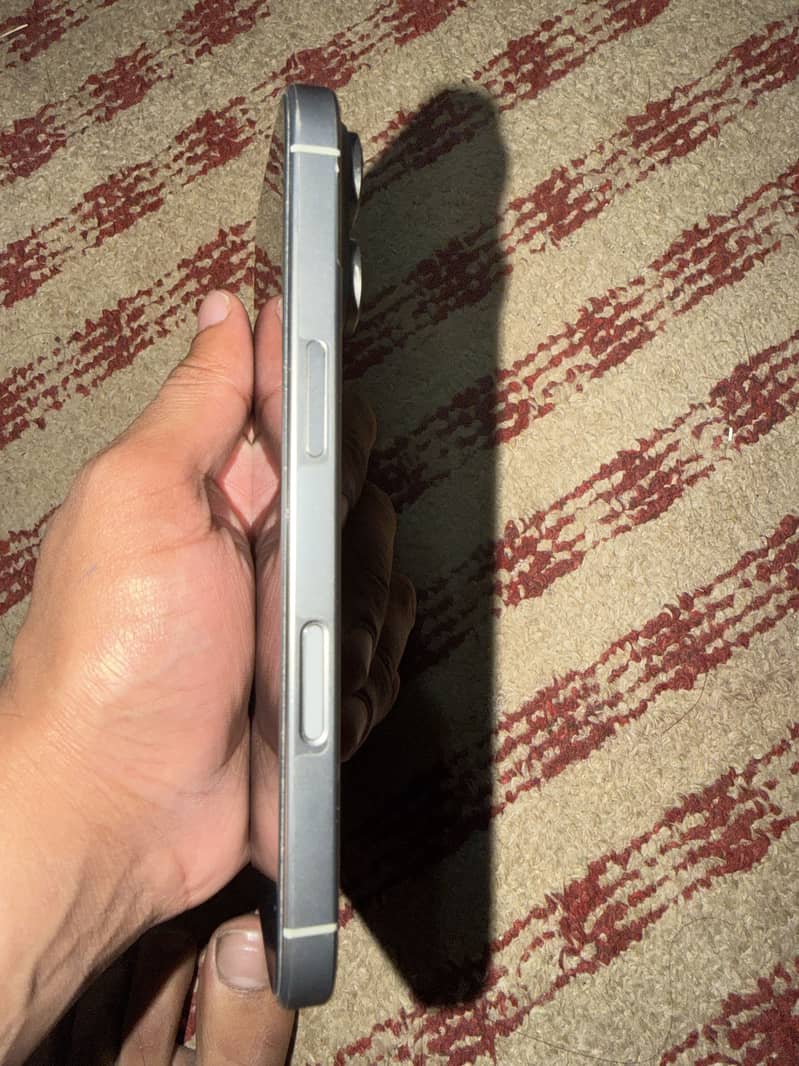 Iphone 16 pro 1