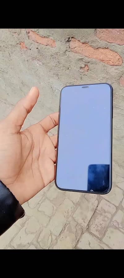 I phone XR