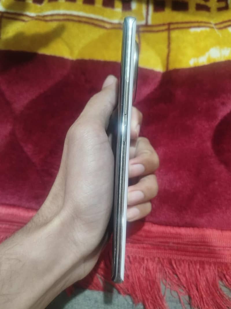 spark 20 pro plus 1