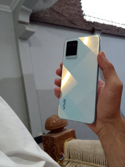 Vivo y21