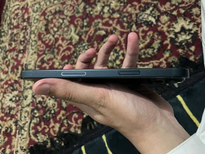 iPhone 14 Plus (SCRATCHLESS) 3