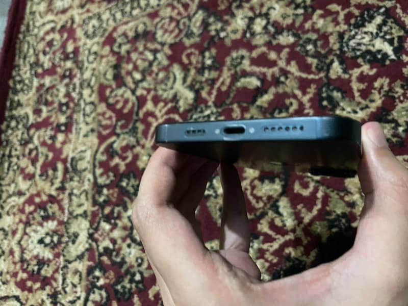 iPhone 14 Plus (SCRATCHLESS) 4