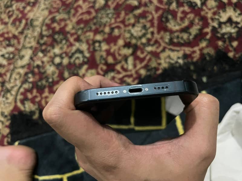 iPhone 14 Plus (SCRATCHLESS) 6
