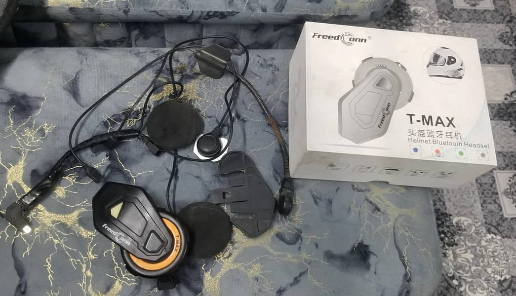 Bluetooth Headset & Intercom 3