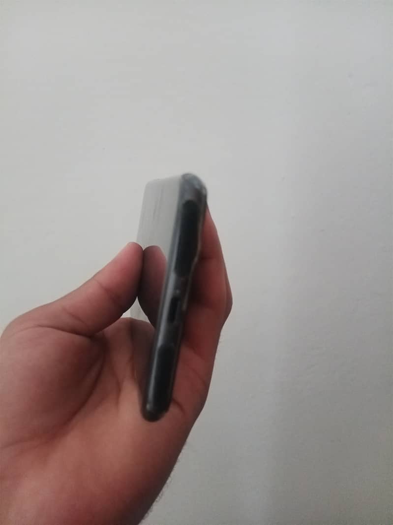 Apple iPhone 8 Plus 1
