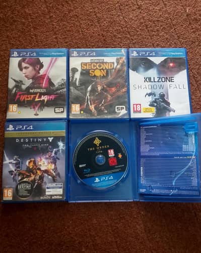 Ps4 5 cds  for sale