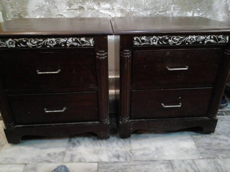 Dressing Table And 2 Bed Sides 1