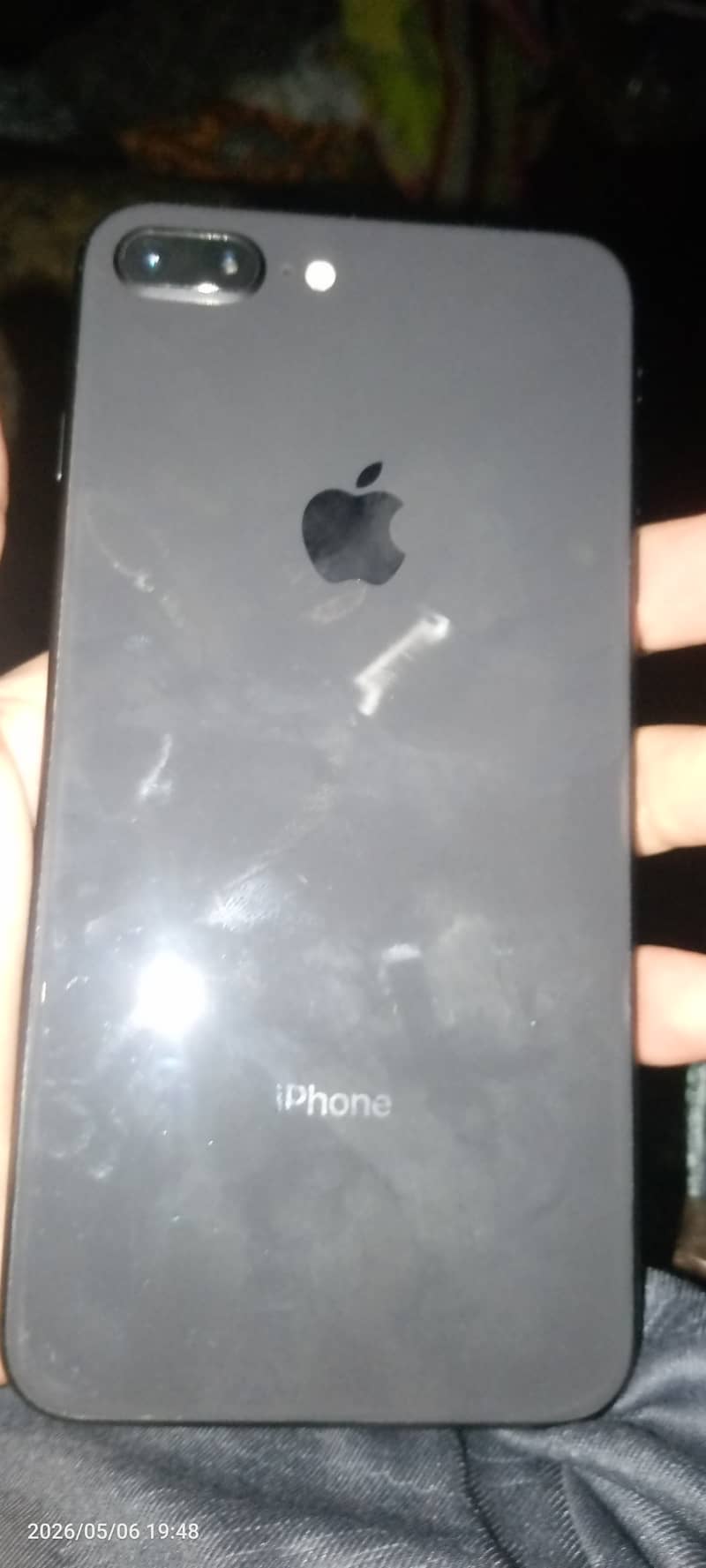 Apple iPhone 8 Plus 4