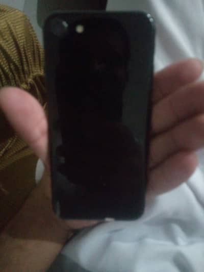 Apple iPhone 7