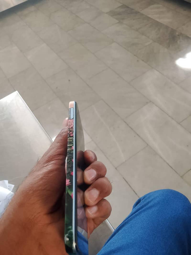 oppoa6x 3
