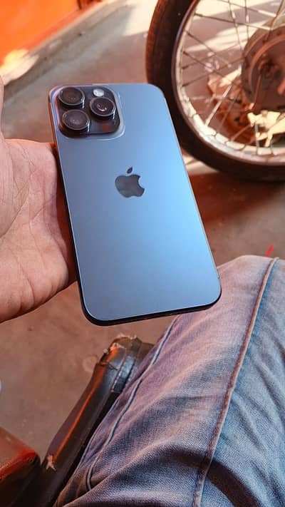 Apple iPhone 15 Pro Max