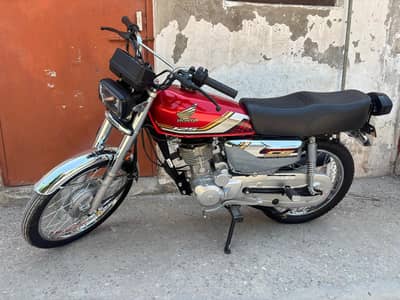 Honda 124 Silver edition 