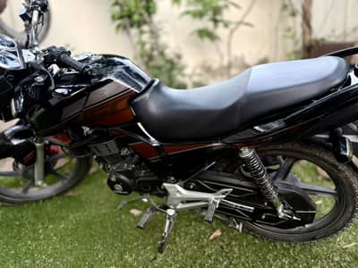 Honda CB 150F SE