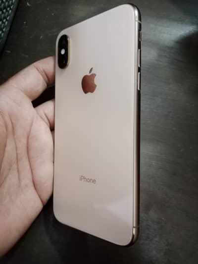 iphone xs officially PTA  03040515200