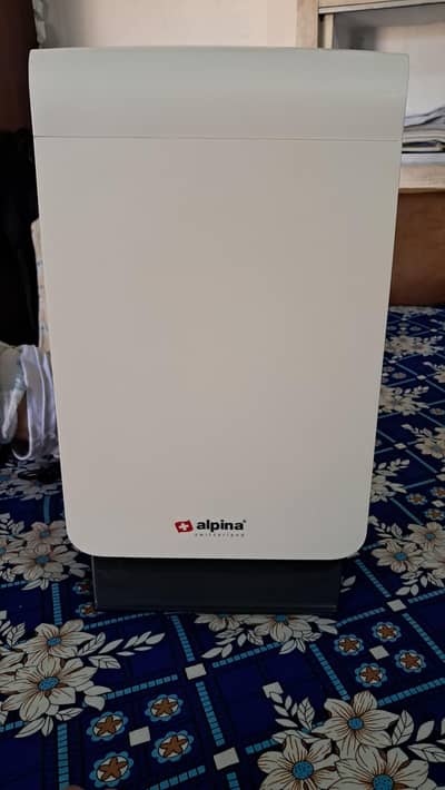 Swizerland Air purifier  in very good condition just like new