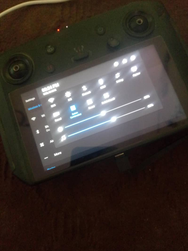 DJI Smart Controller RM500 - Reset - 10/10 Condition 4