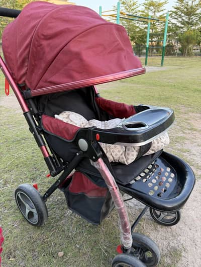 Baby Pram / Stroller – Lightweight & Comfortable