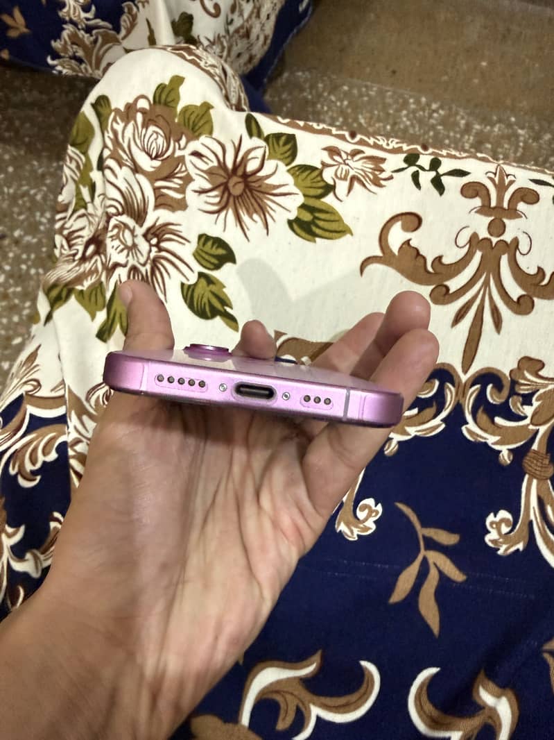 Iphone 16 jv 1