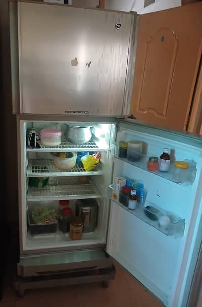 Refrigrator for sale in good condition