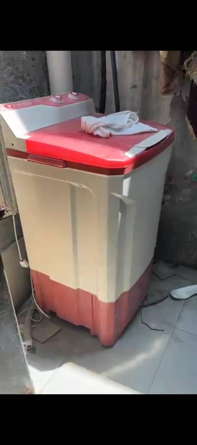 Washing machine, Chula and 2 kg cylinder for sale