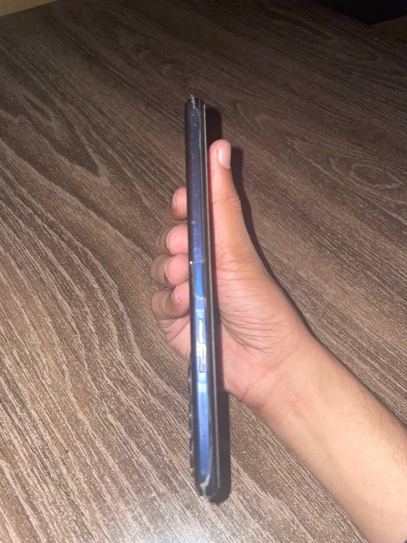 Tecno Camon 18T 5