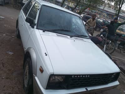 urgent sale charade 1984 {03110126016)