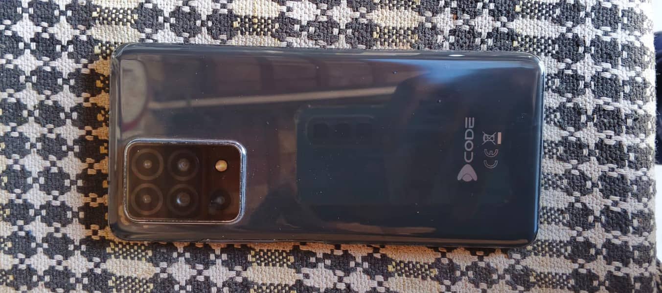 Dcode X1 with box & Charger 3