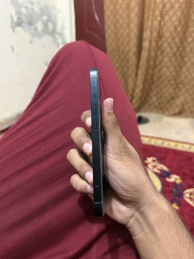 i phone 13 (jv) sim time available