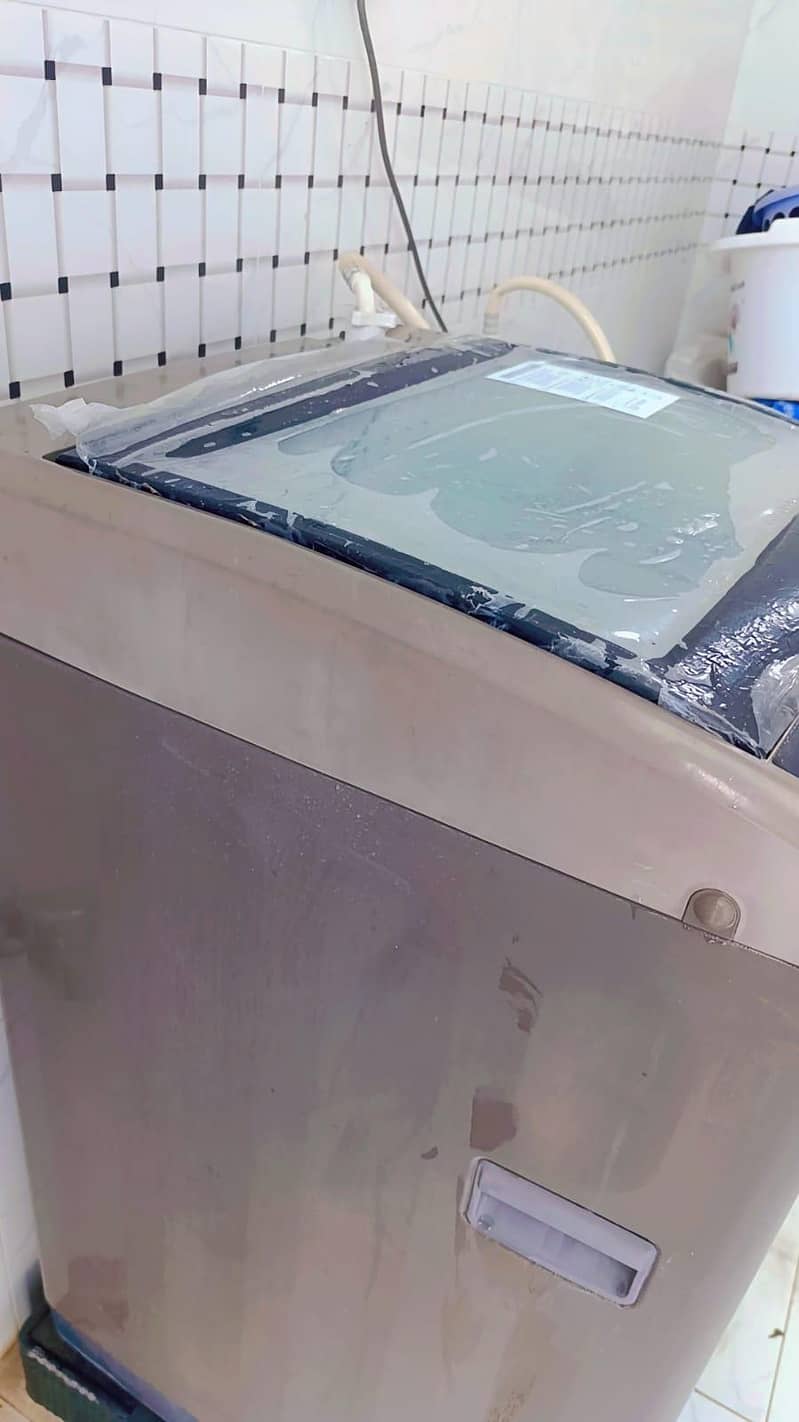 Haier fully automatic washing machine 1