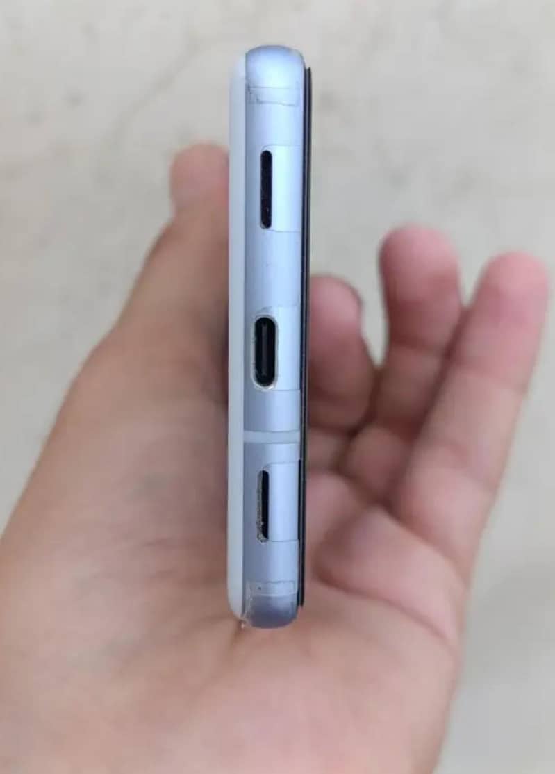 google pixel 7a 2