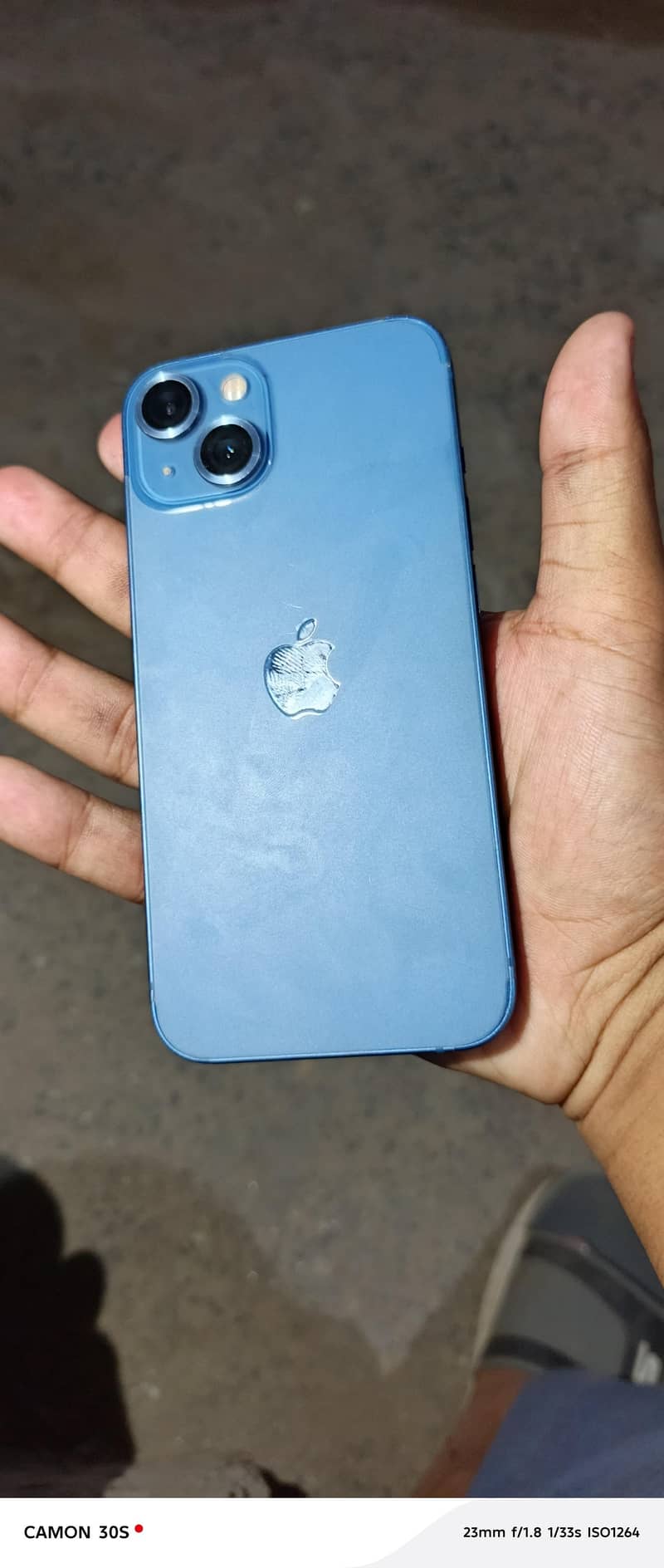 iPhone 13 0