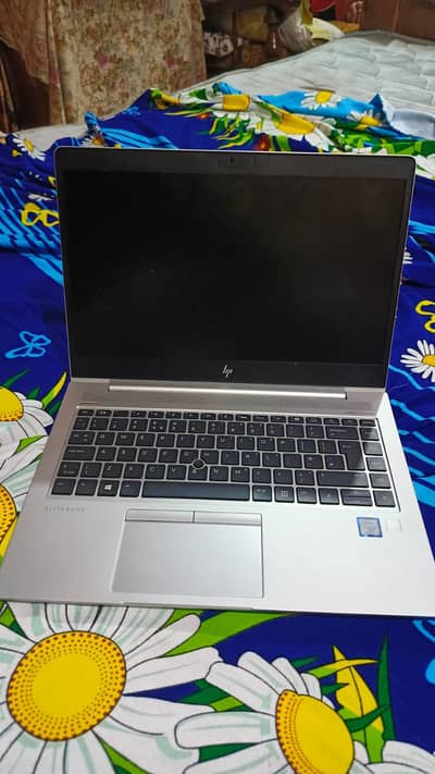 Hp elite book 840 G6  Core i 5 10genCore i 5 10gen 16-256