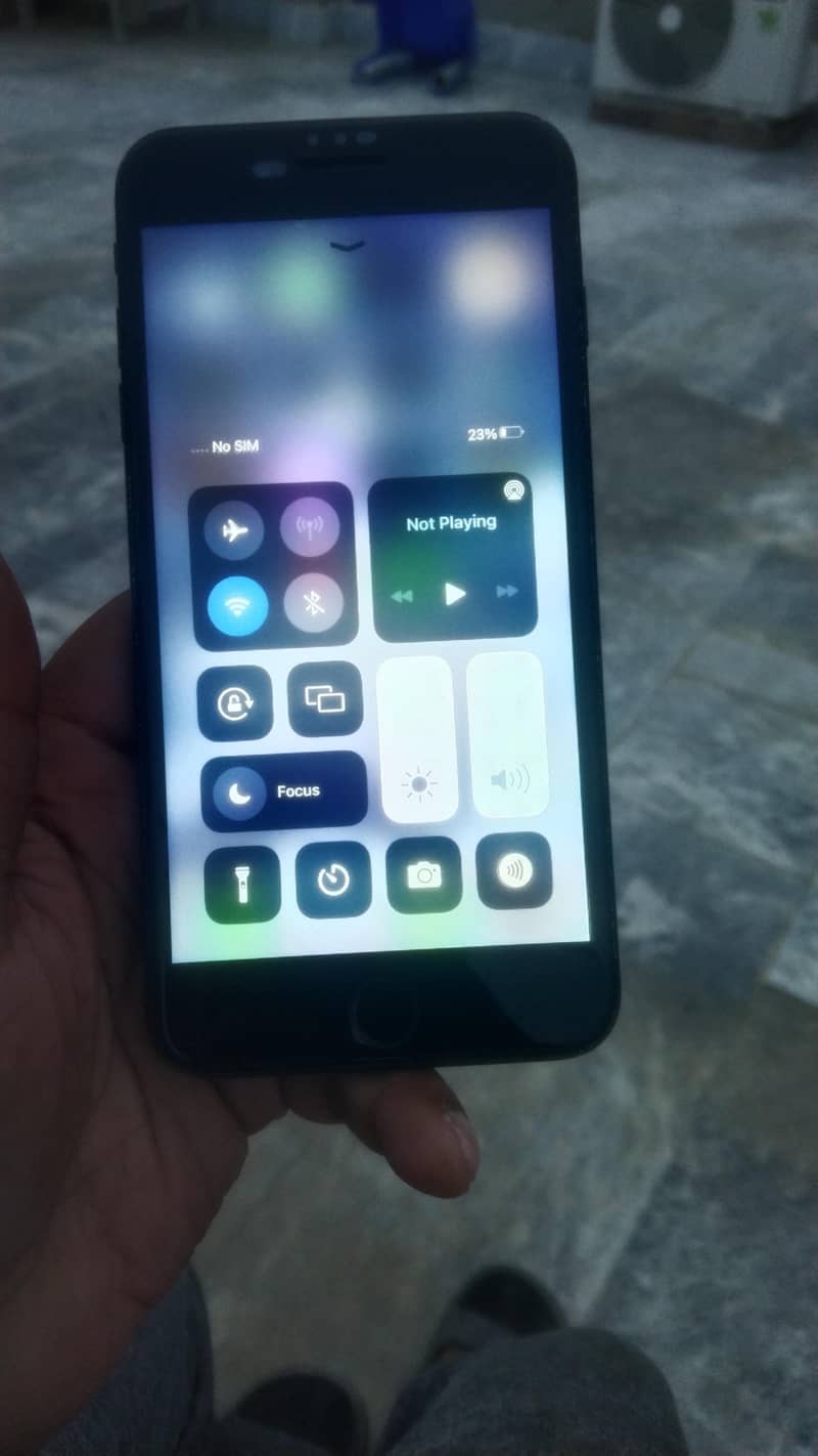 IPhone 7 Plus Good condition 4
