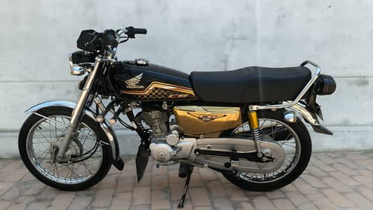 Honda CG 125 gold edition