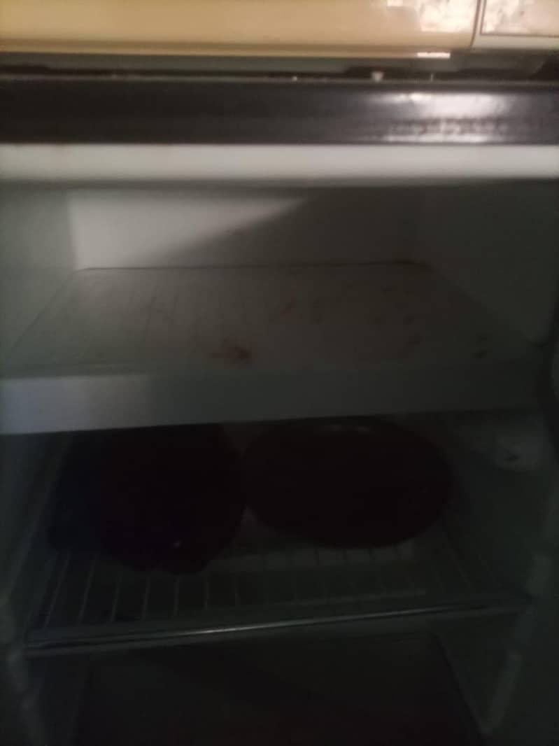 Refrigerator 3