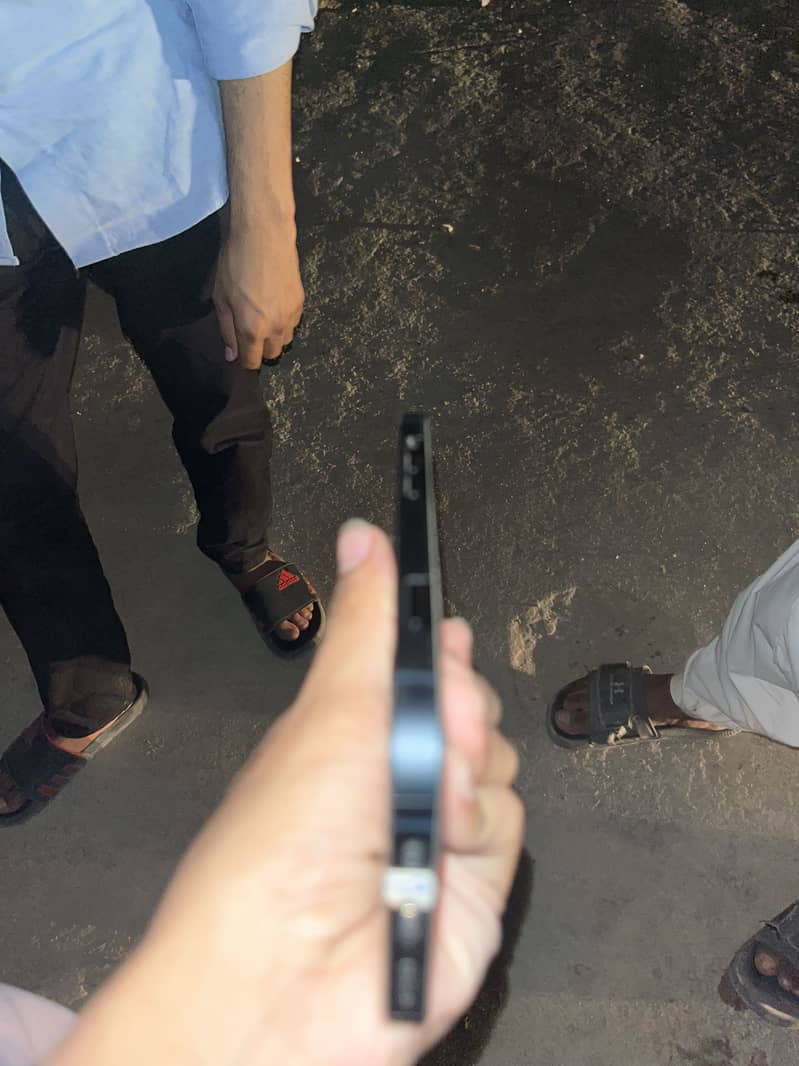 Iphone 13 3