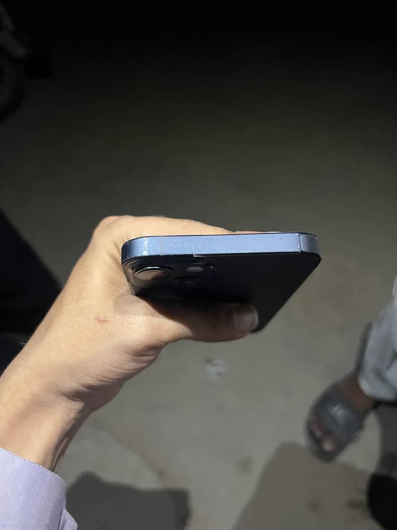 Iphone 13 6
