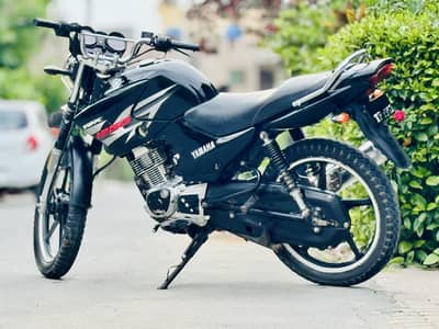 Yamaha YBR G 2015
