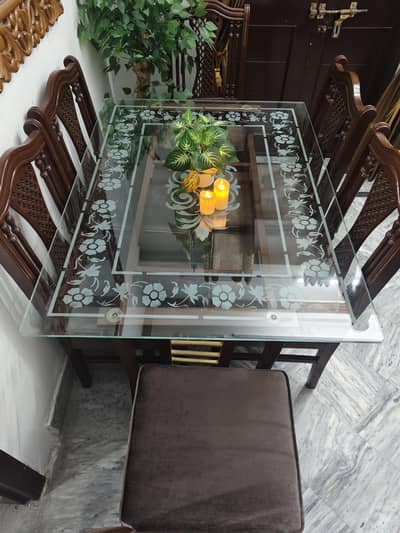 06 seater luxury Dining table