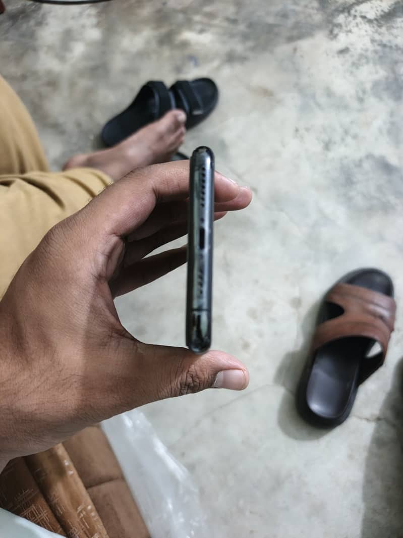Iphone 11 pro max 1