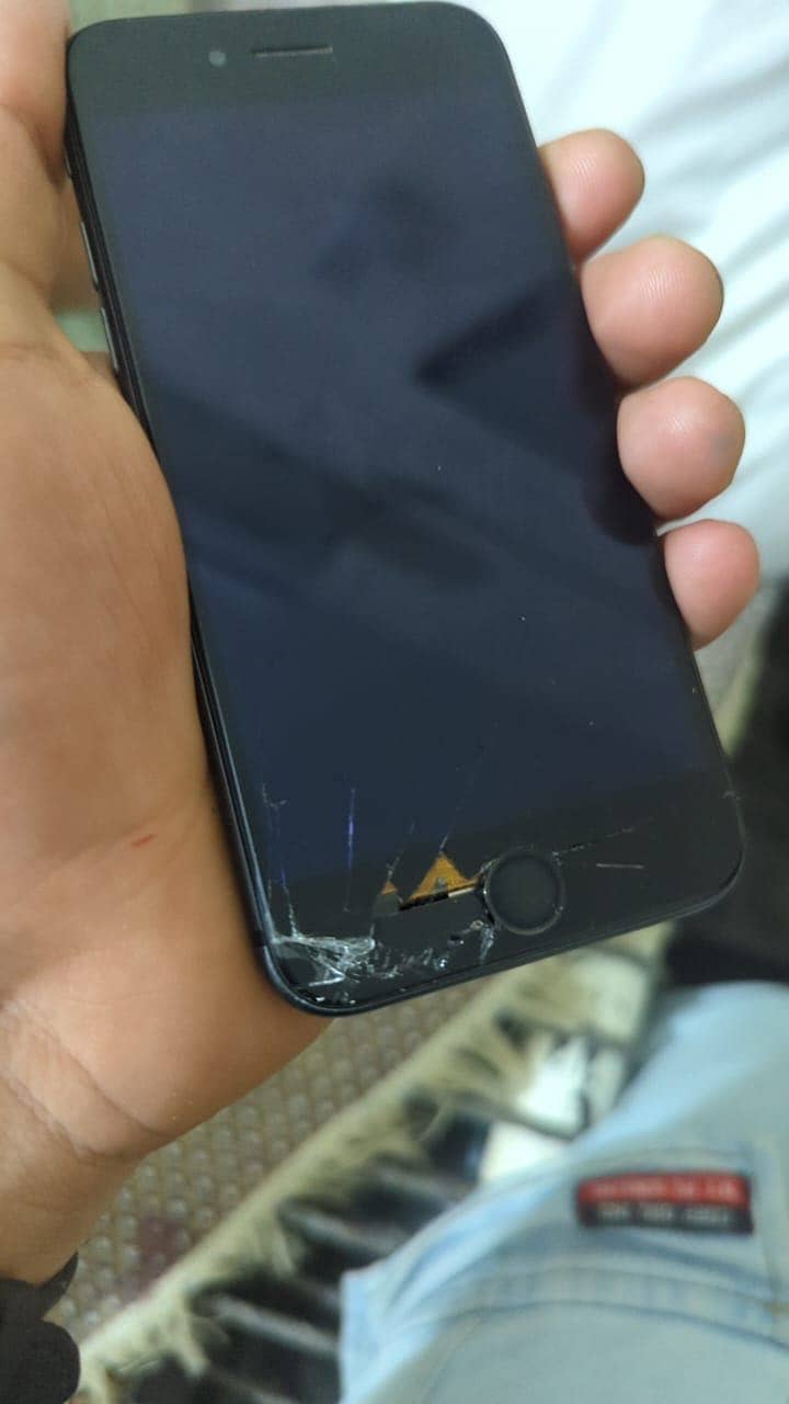 iPhone 8 2