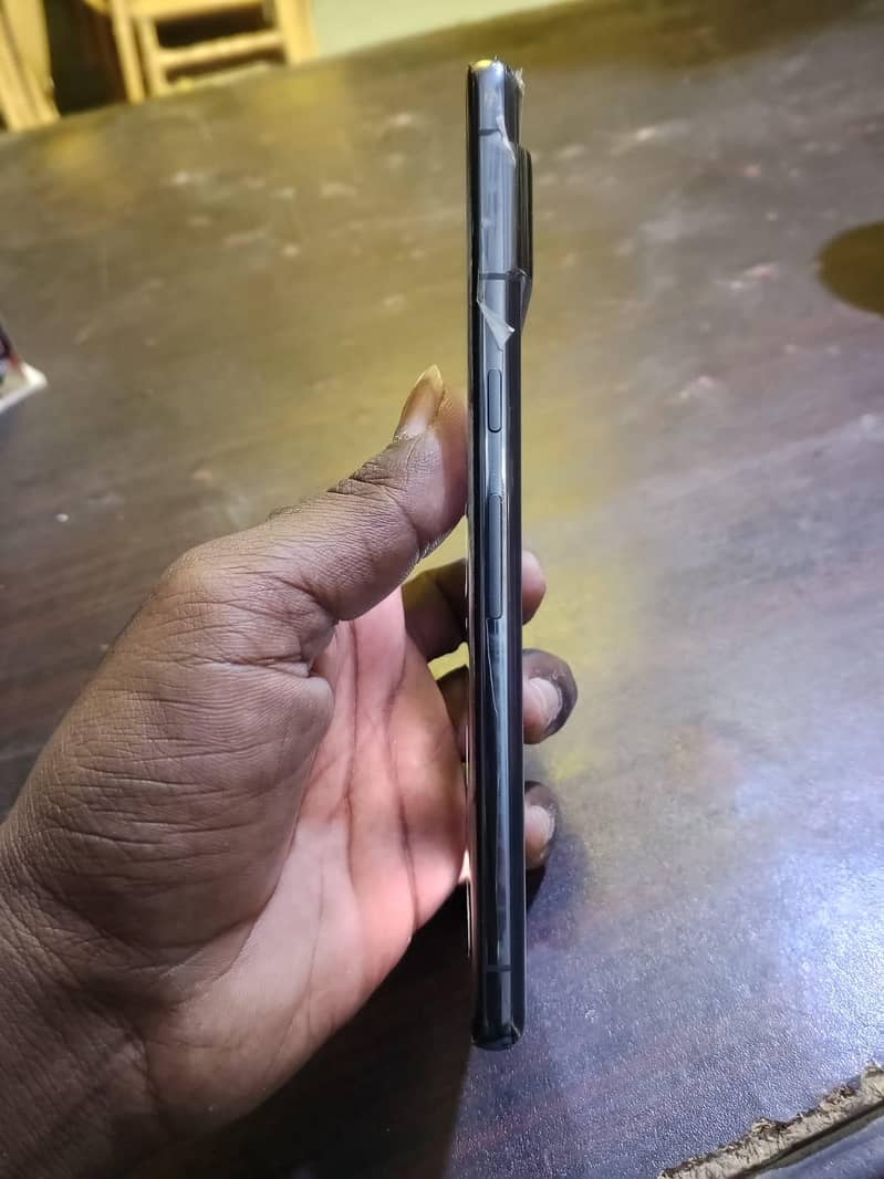 Google Pixel 7 pro 2