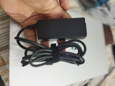 HP 45 watt laptop charger blue pin